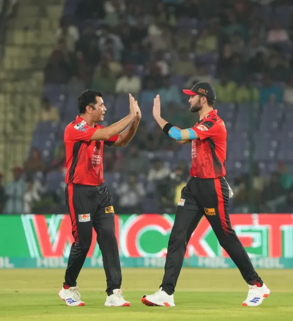 unfiltered Cricket - Shaheen Shah Afridi Wickets Menace in Lahore Qalandars vs Karachi Kings